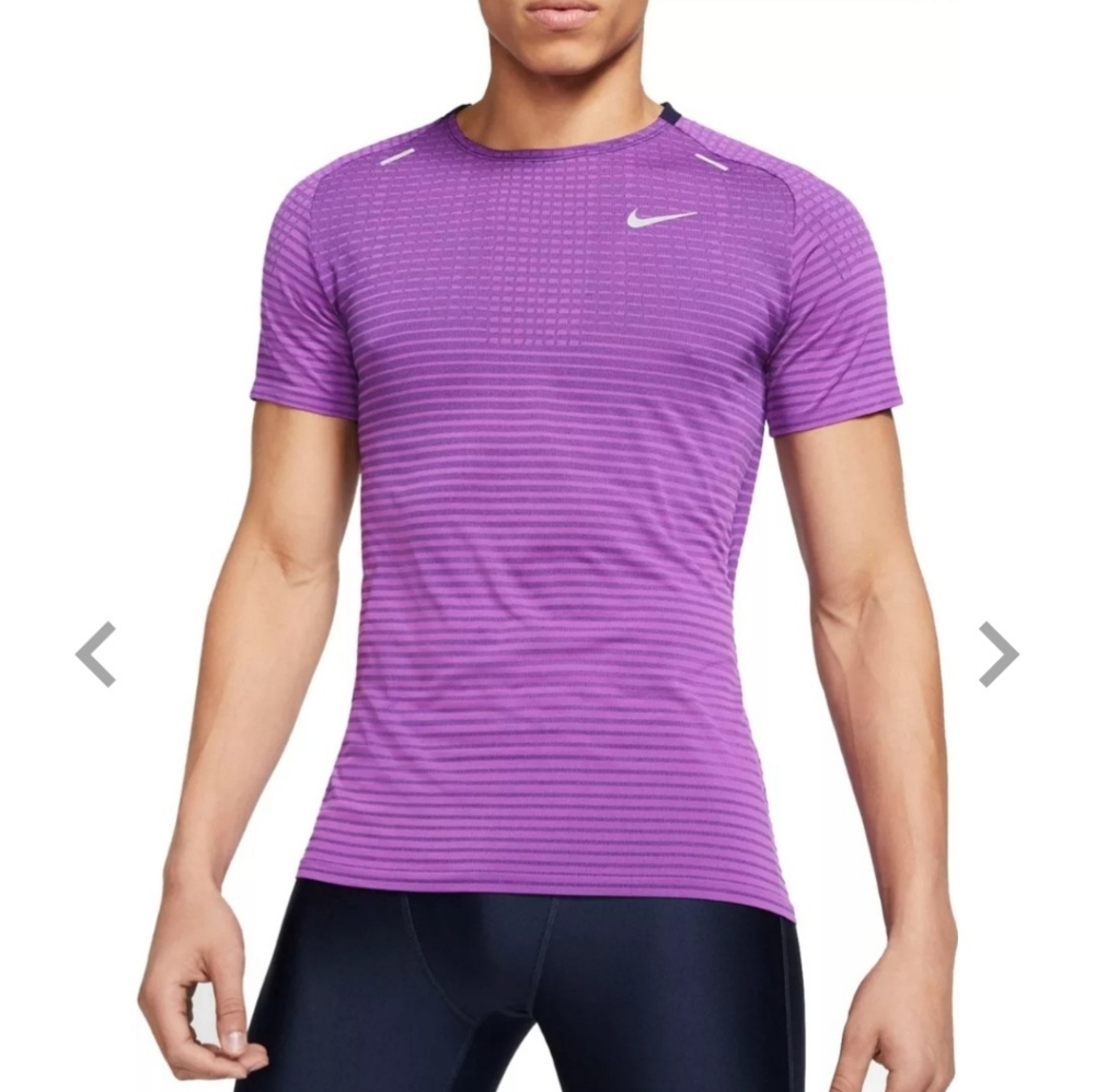 Nike Men's TechKnit Short Sleeve Running T…